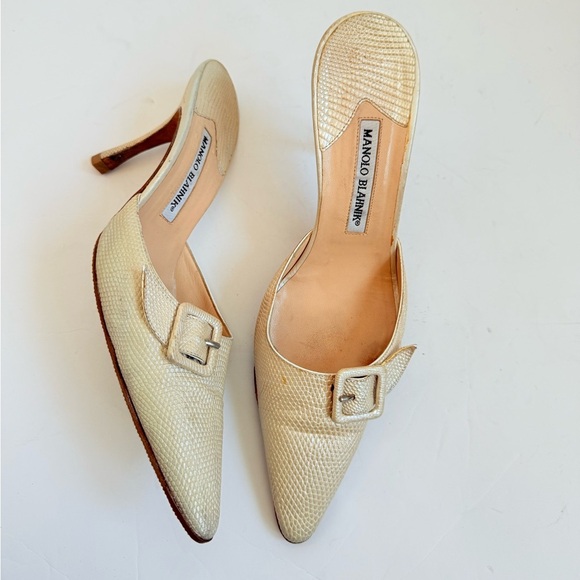 Manolo Blahnik Shoes - Manolo Blahnik Ivory Lizard Leather buckle embellish pointed toe mules EU 38.5
